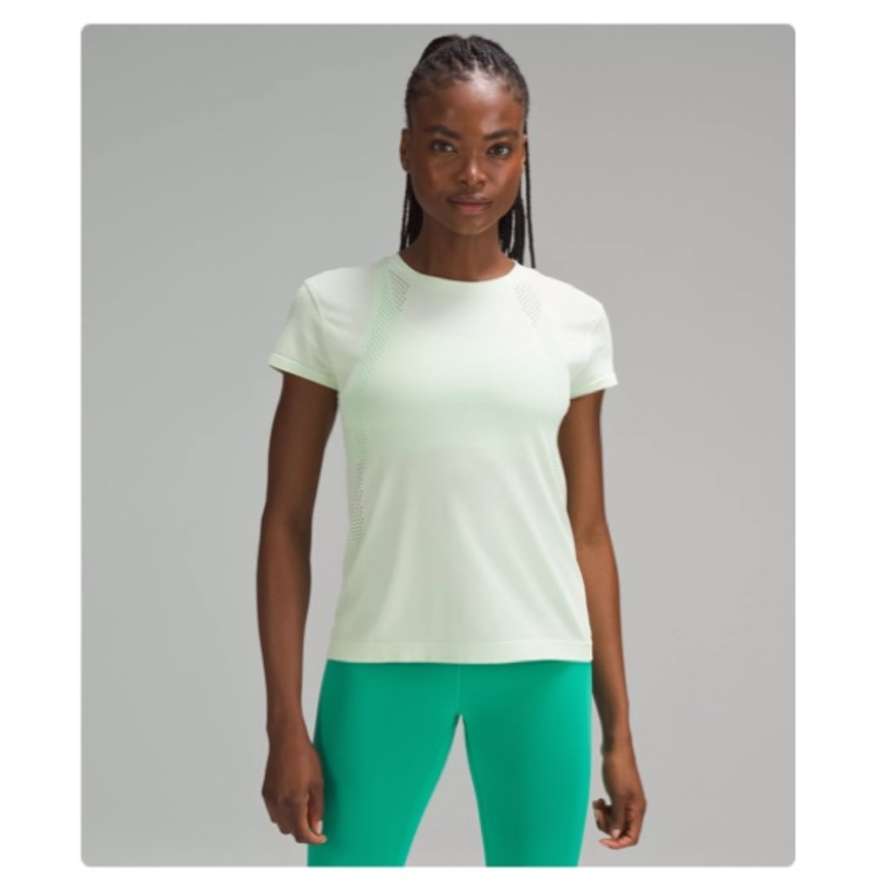Lululemon Train to be short sleeve top